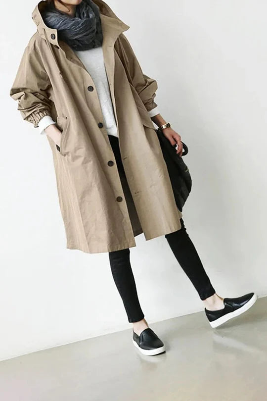 Wasserdichter Trenchcoat mit Kapuze